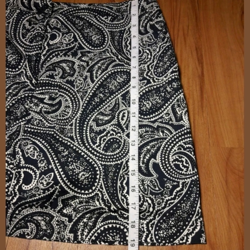 🌟SOLD🌟 Karen Scott Paisley Print Skort - Picture 6 of 8